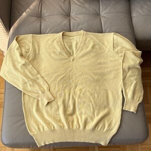 Men's Yellow V-Neck 100% Cashmere Sweater